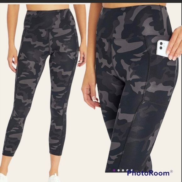 NWT Black 25” Classy Abstract pocket high-waist leggings Marika I have 3 pairs - Picture 1 of 5
